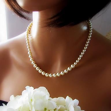 ● un collier en perles de cultures ●